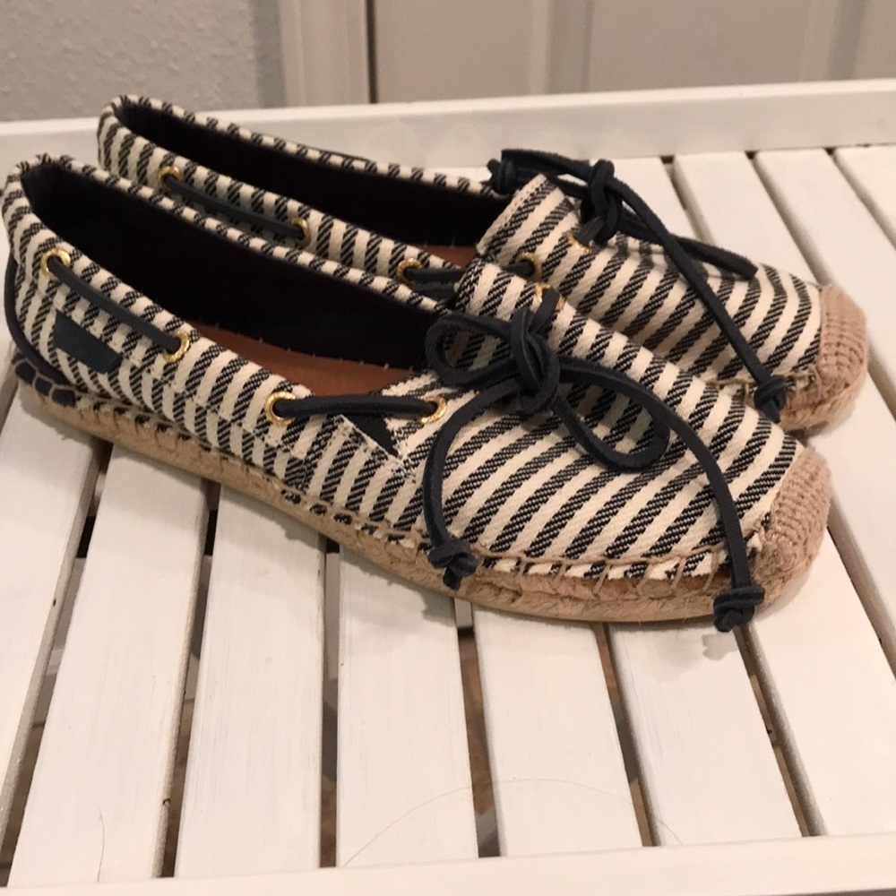 Sperry Top Sider brand size 6.5M slip on casual wear shoes